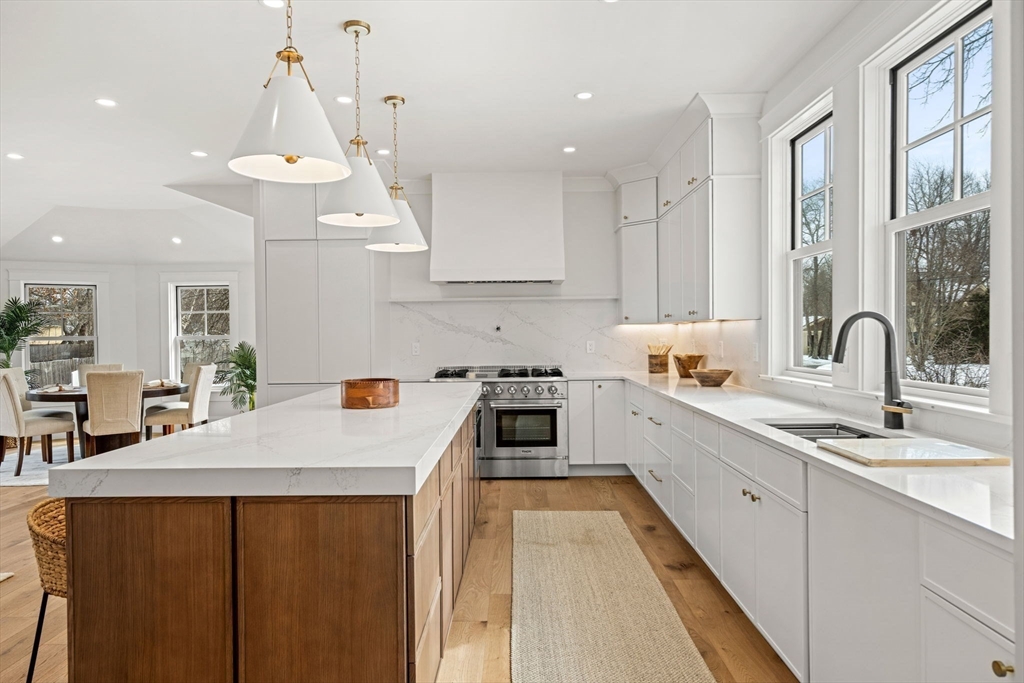 30 Alberta Ave