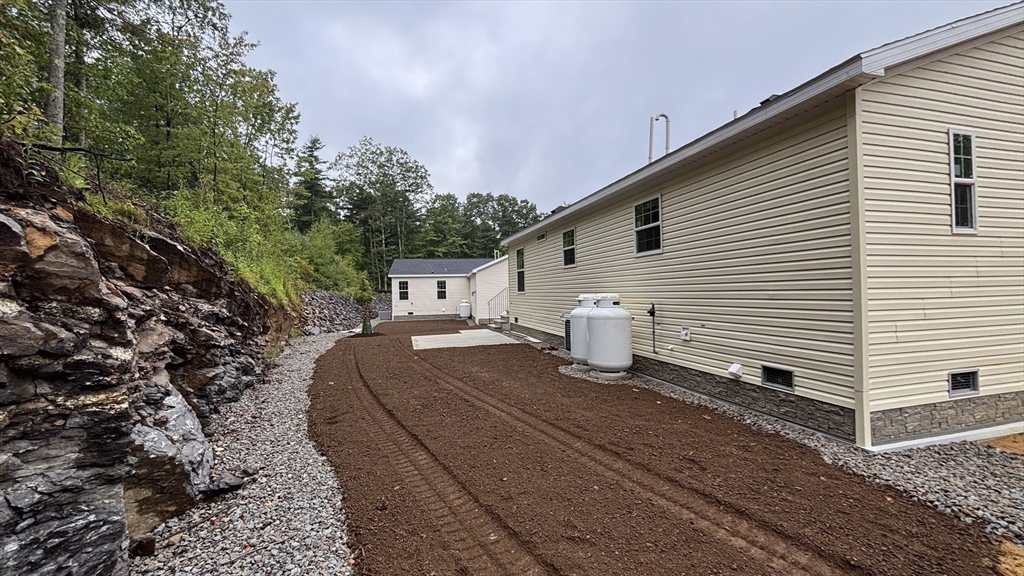 6 Berry Farms Road 3