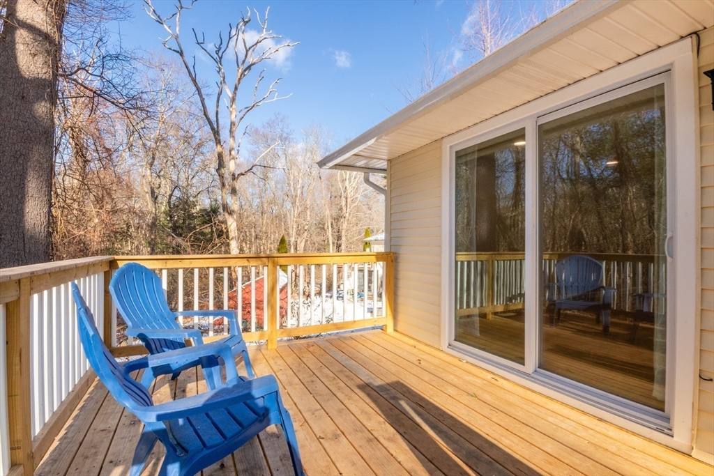 Bellingham, Massachusetts 02019, United States, 2 Bedrooms Bedrooms, ,2 BathroomsBathrooms,Residential,Pending,26781