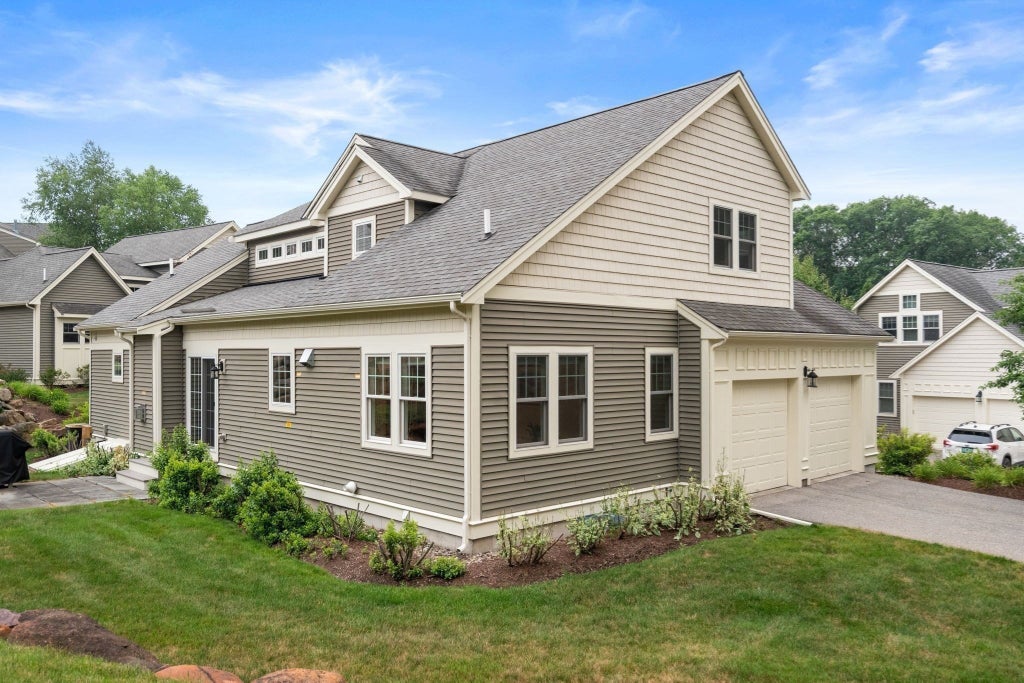 Photo of 3 Mcgill Ct #21-4, Hopkinton, MA 01748 (MLS # 73595340)