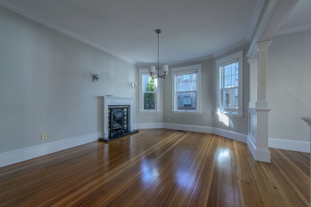 11 Wright St 1