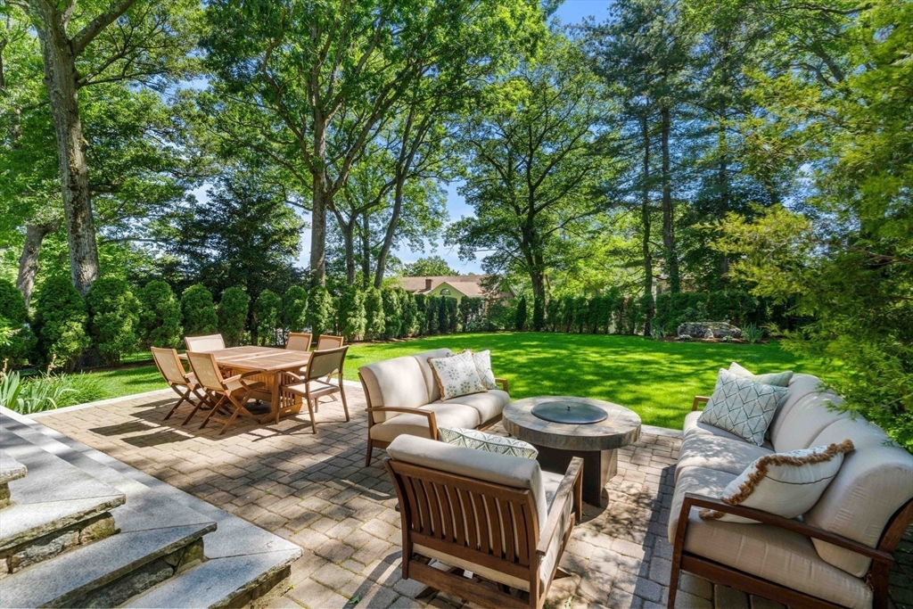 129 Rangeley Rd