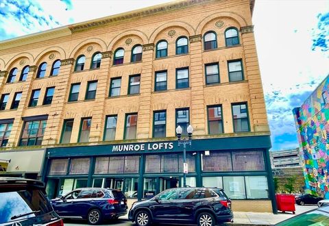 49 Munroe St 201 Lynn MA 01901