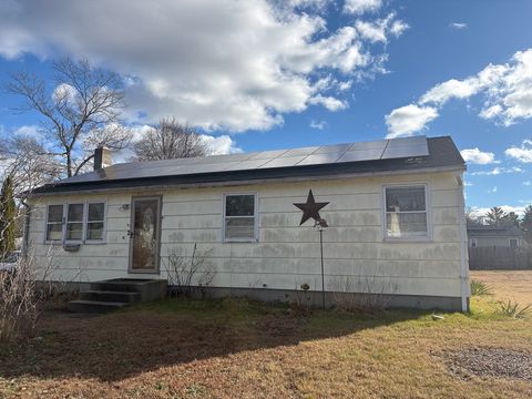 2 Bounty Rd Oxford MA 01540