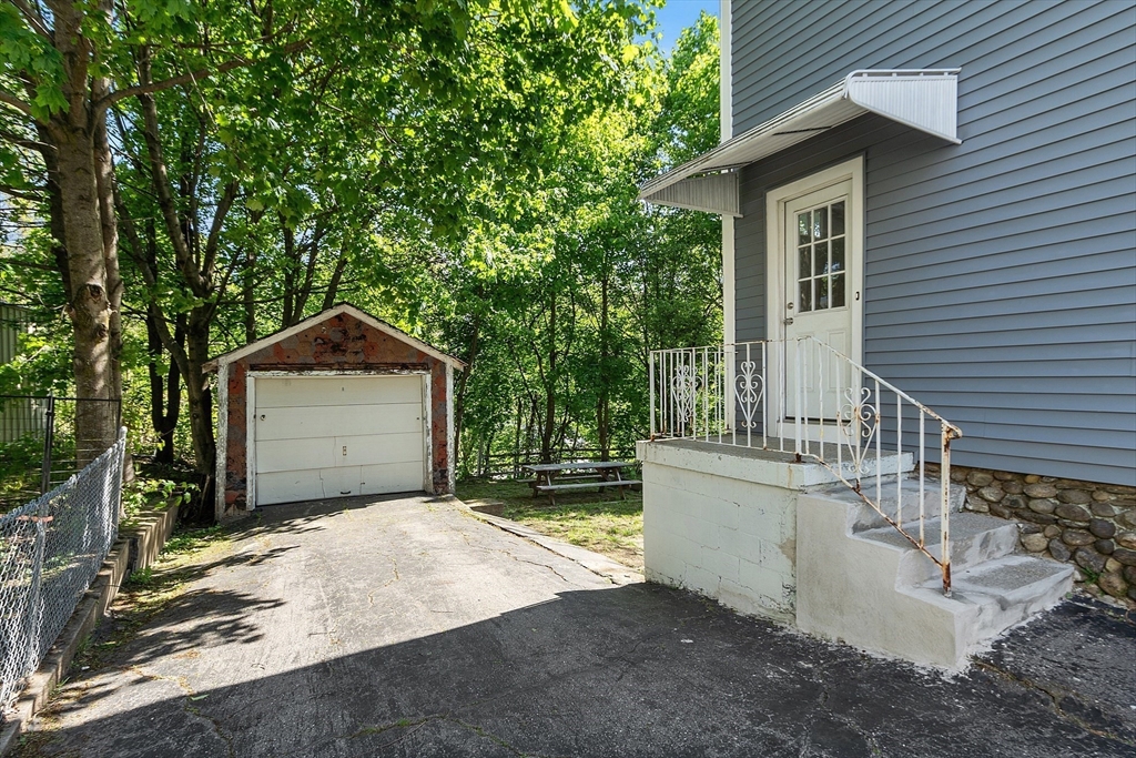 285 Canton St