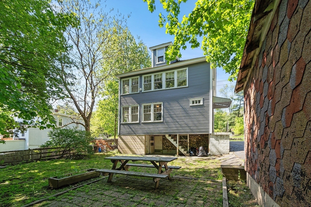 285 Canton St
