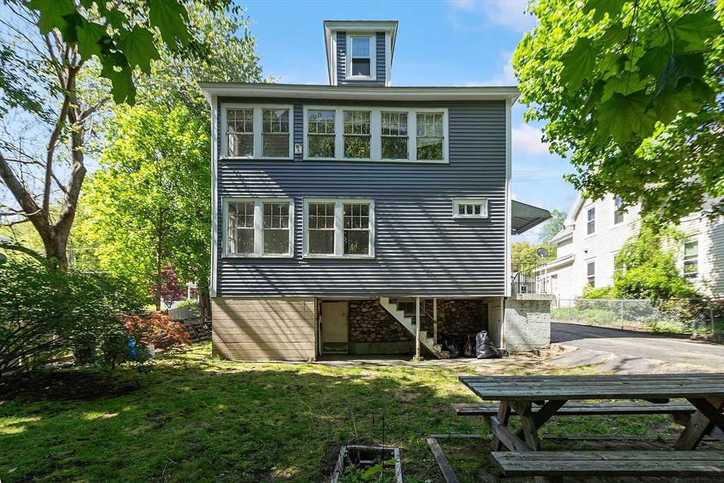 285 Canton St