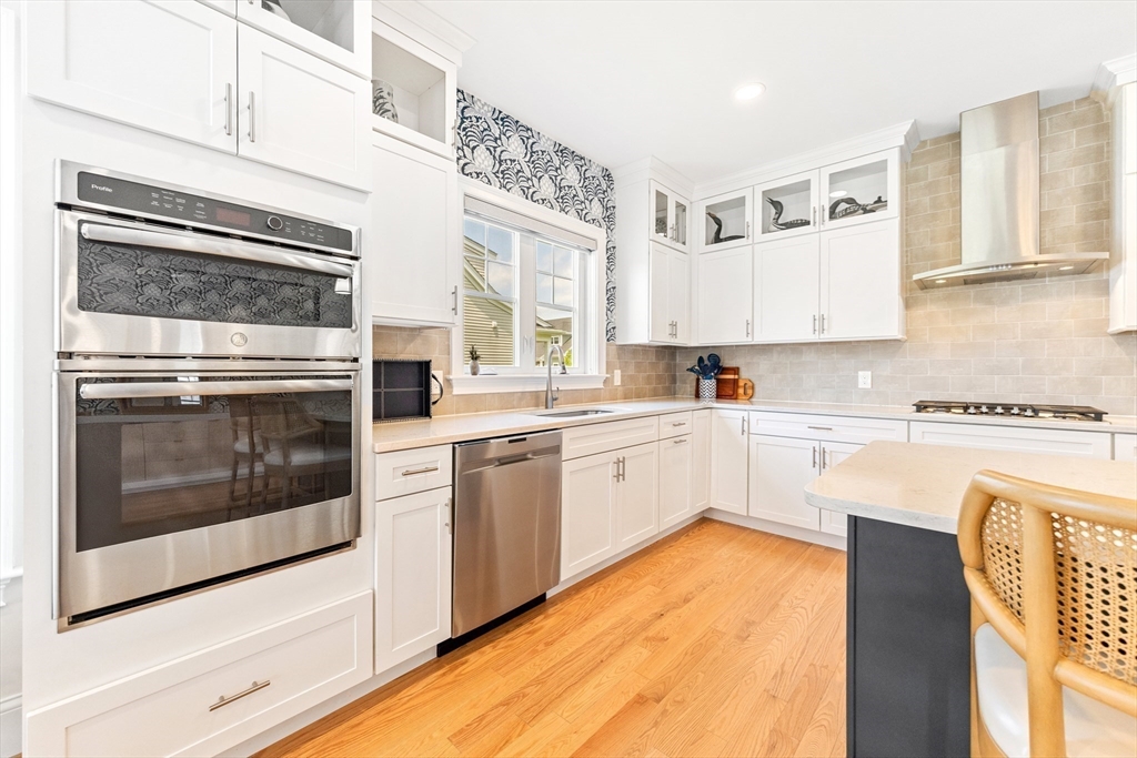 Wrentham, Massachusetts 02093, United States, 2 Bedrooms Bedrooms, ,2 BathroomsBathrooms,Residential,Active,166813