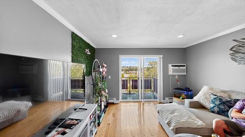 70 Warren Ave 4-1 Chelsea MA 02150