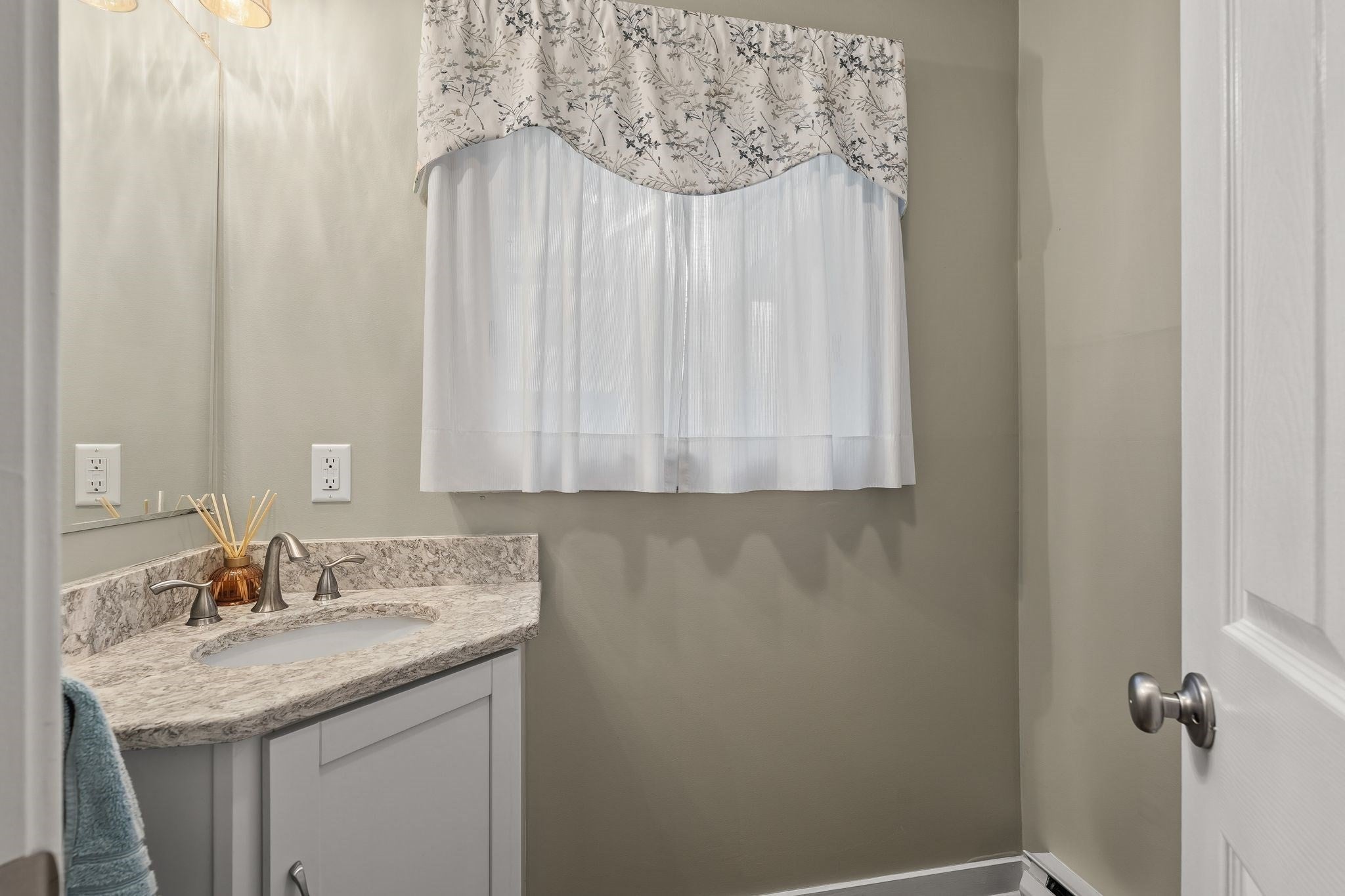 16 Holly Ct #16, Rockland, MA, 16 Holly Ct #16, Rockland, MA Photo #17