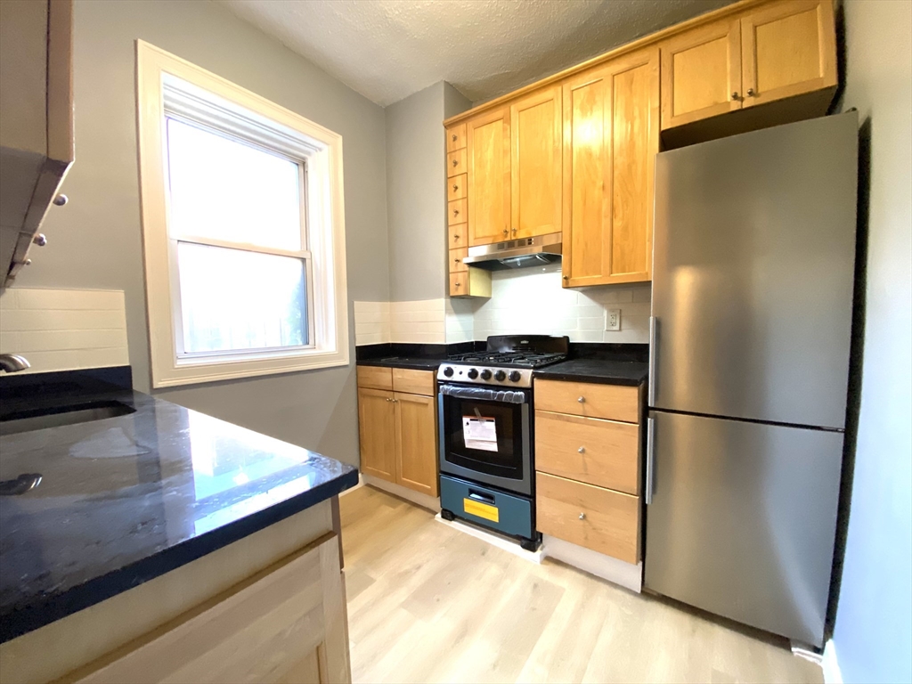 31 Queensberry St 19
