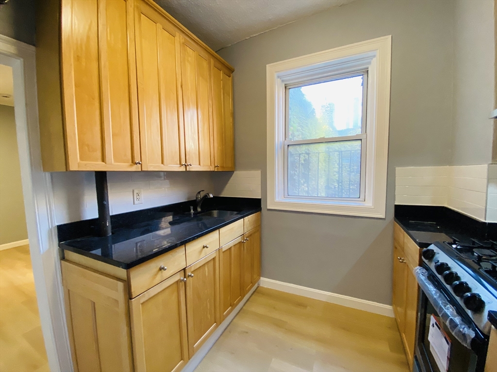 31 Queensberry St 19