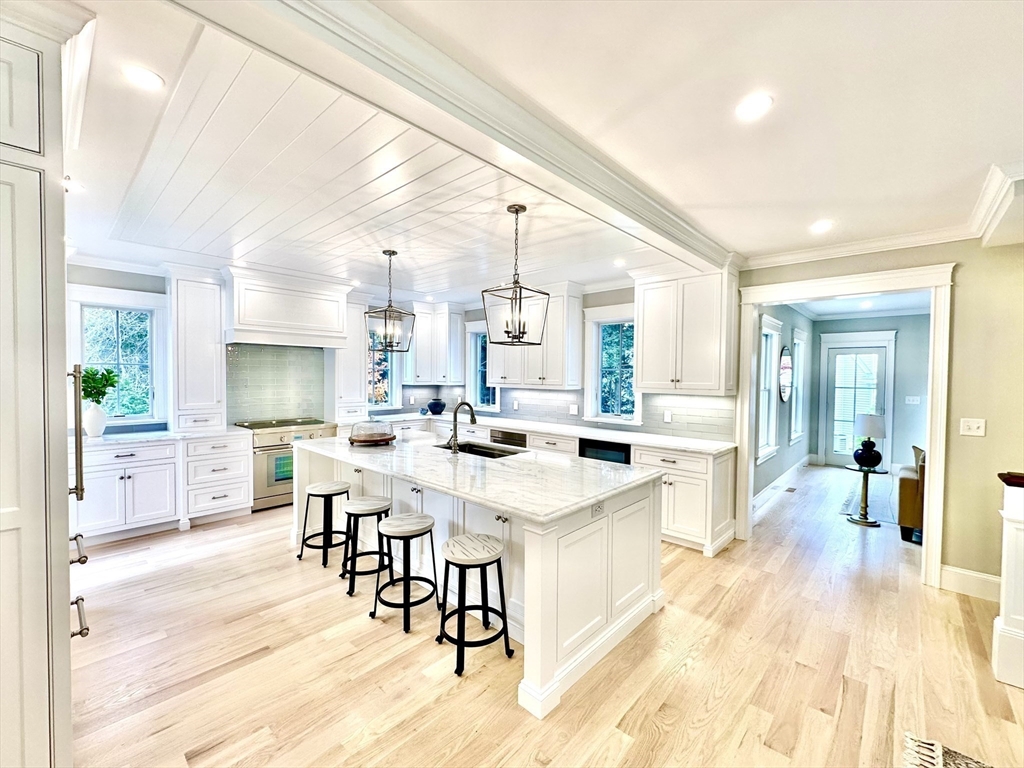 6 Revolutionary Road