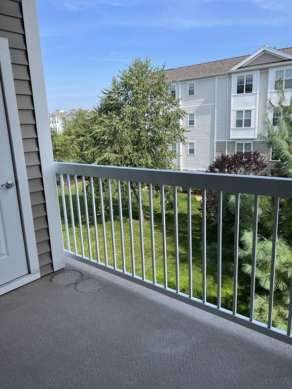 132 Clocktower Dr 312