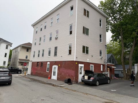 Photo of 309 Cambridge St #1, Worcester, MA 01603 (MLS # 73523900)