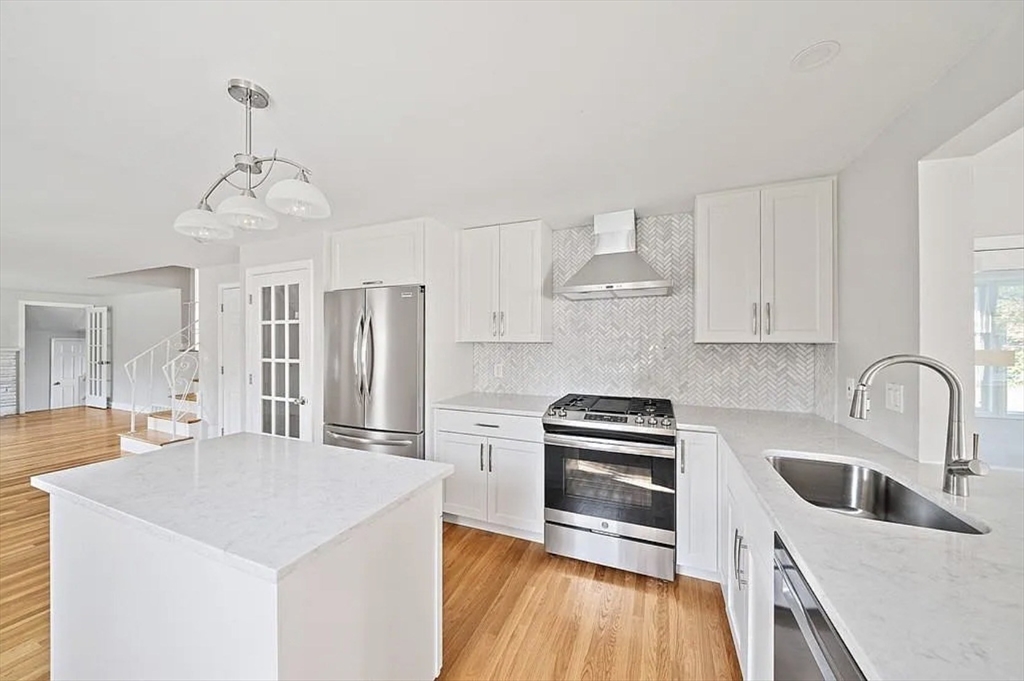 5 Cameo Rd
