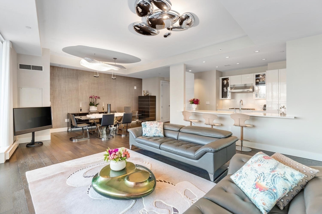 22 Liberty Dr 7M