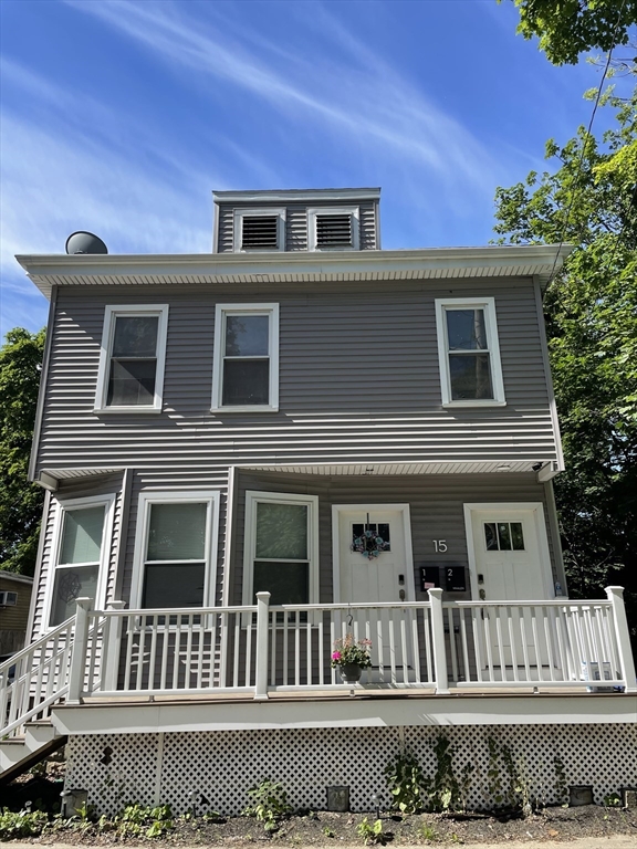 Click for 15 Daniels St #2, Medford, MA slideshow Click for 15 Daniels St #2, Medford, MA slideshow