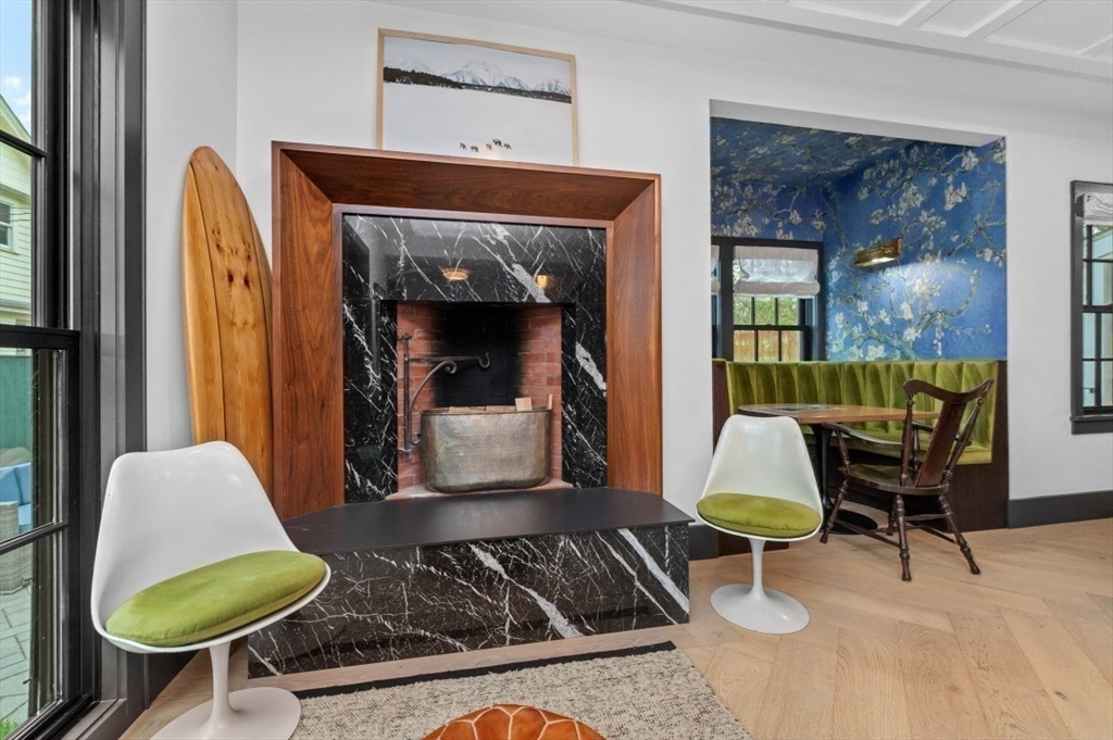 208 Windsor Street 0