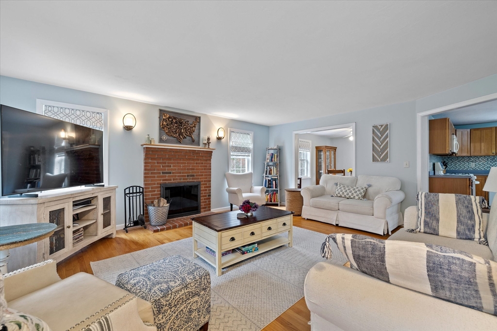 14 Wamsutta Ridge Road