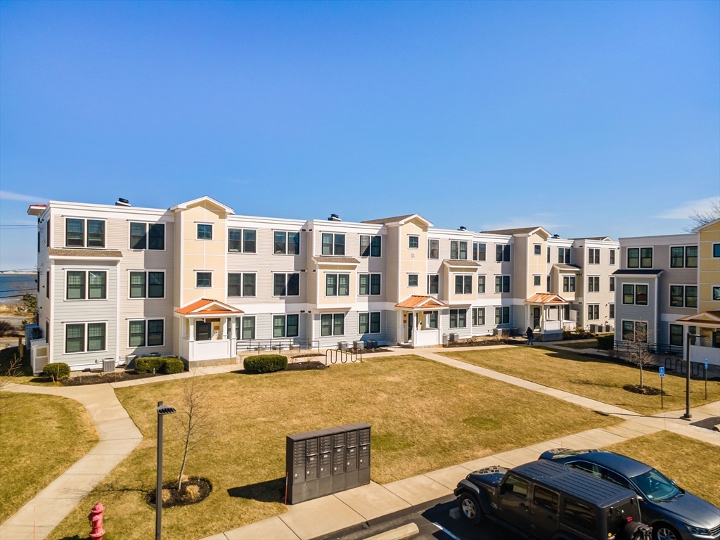 216 Water Street B306