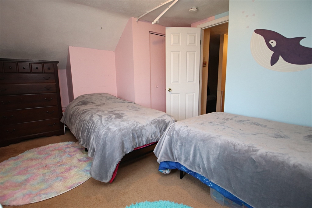 Saugus, Massachusetts 01906, United States, 3 Bedrooms Bedrooms, ,2 BathroomsBathrooms,Residential,Active,110660