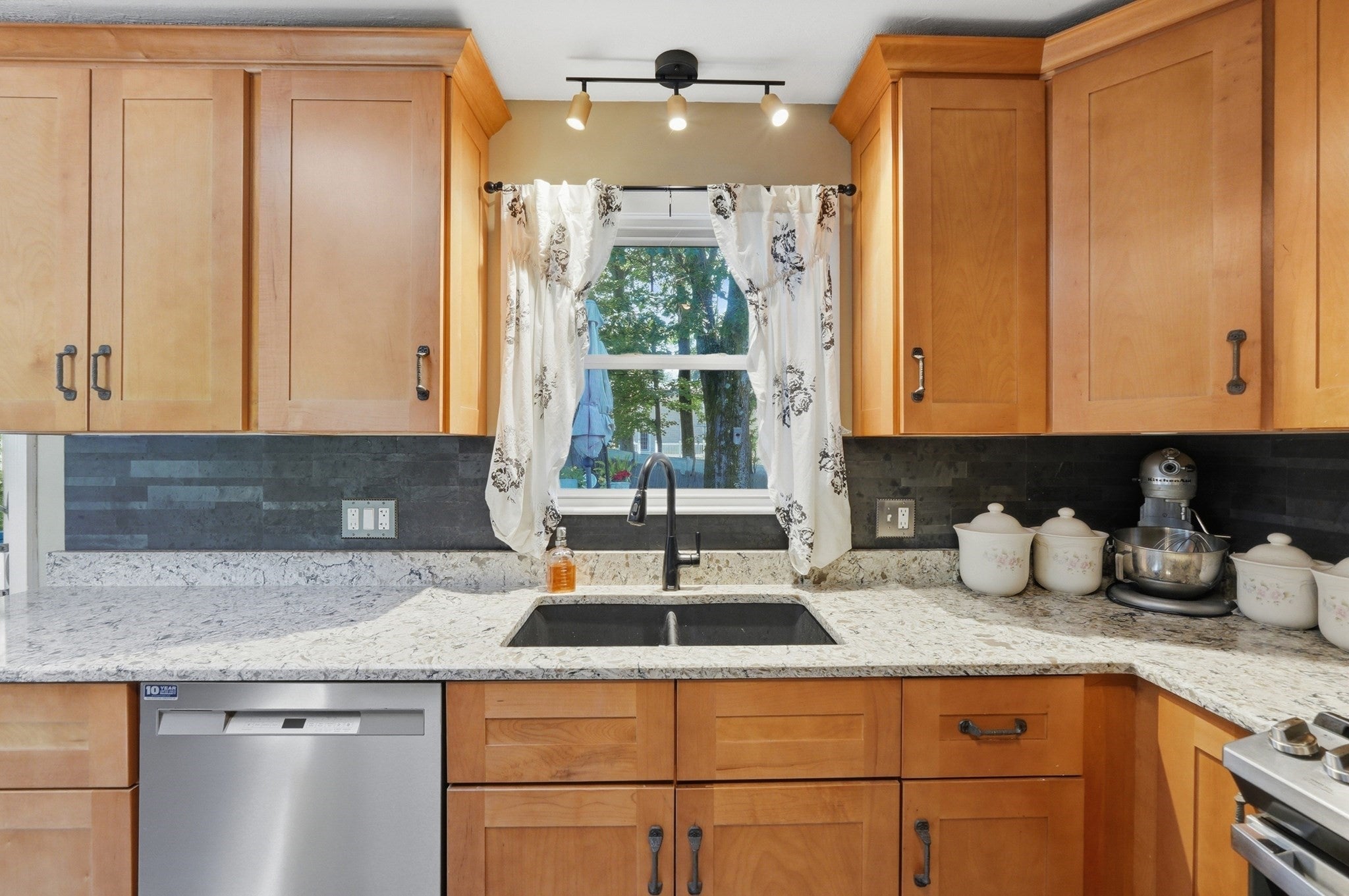 50 Naples St, Leominster, MA, 50 Naples St, Leominster, MA Photo #5