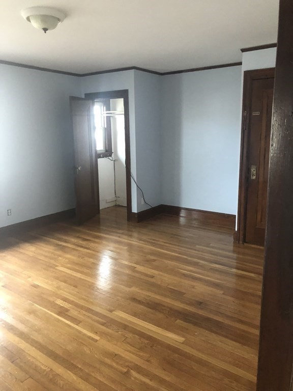 453 Washington Street 4