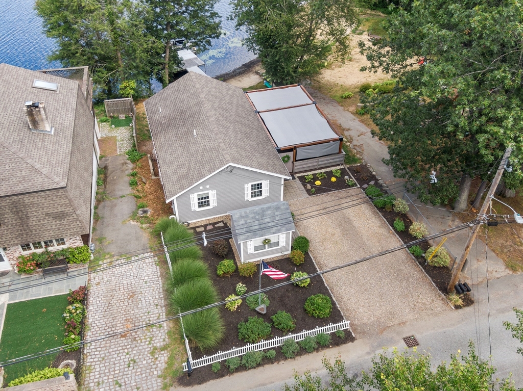 91 Lakeshore Drive