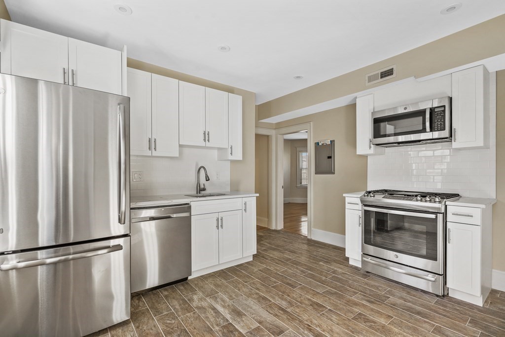 Click for 70 Sudan St #3, Boston, MA slideshow Click for 70 Sudan St #3, Boston, MA slideshow