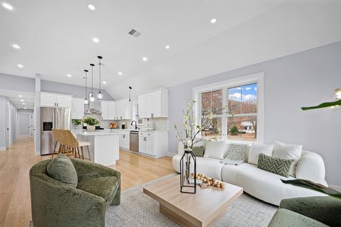 69 Readville St B Boston MA 02136