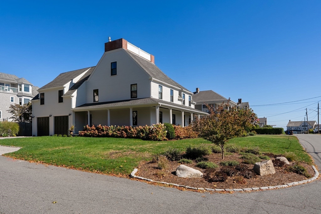37 Moorland Rd