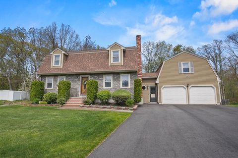 198 Dexter Street Attleboro MA 02703