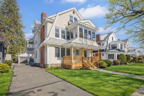 854-856 Sumner Ave Springfield MA 01108