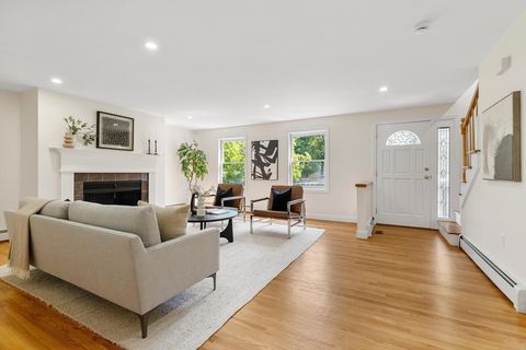 29 Cottage St 29 Newton MA 02464