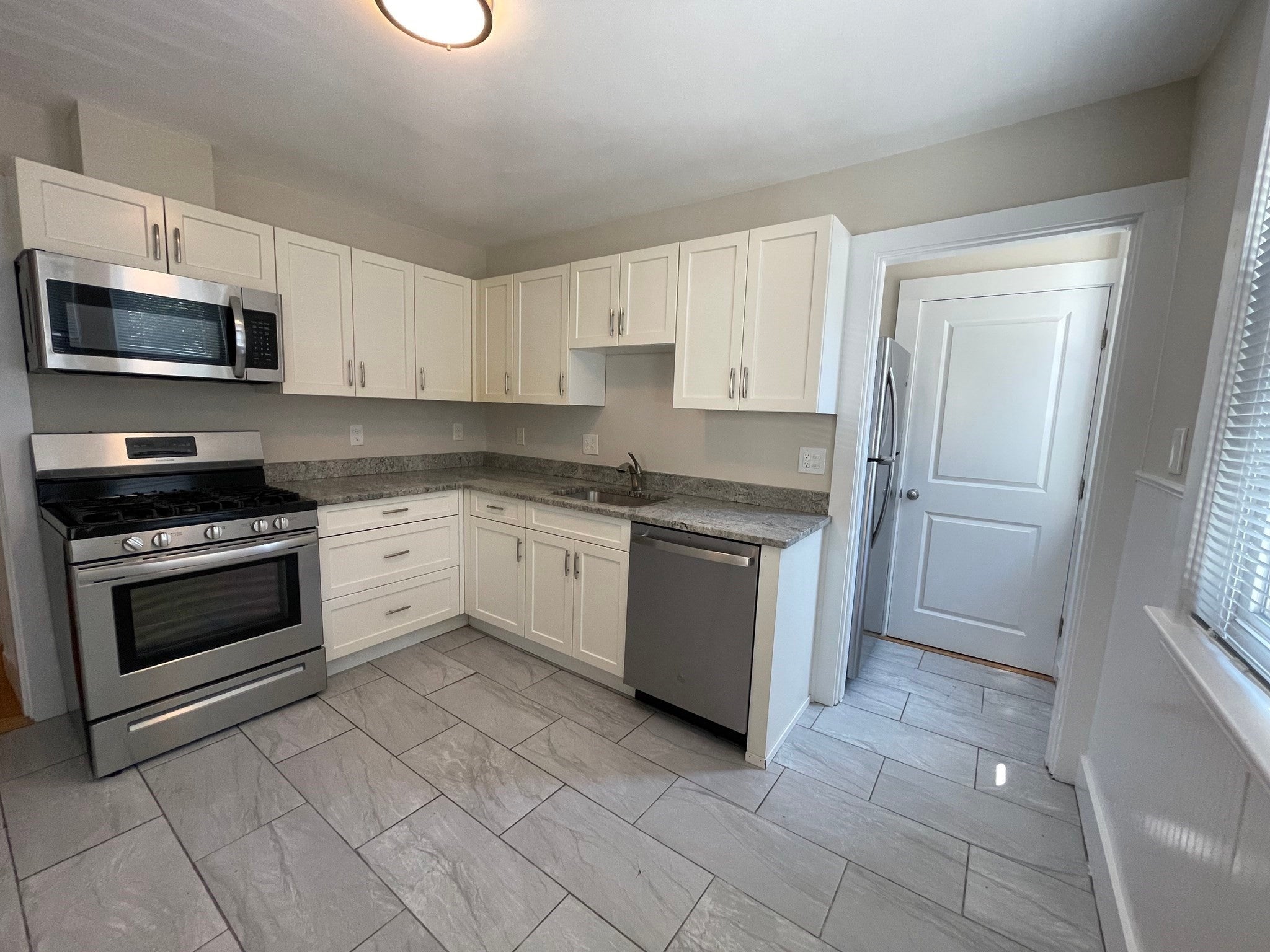 Photo of 547 Hyde Park Ave, Boston, MA