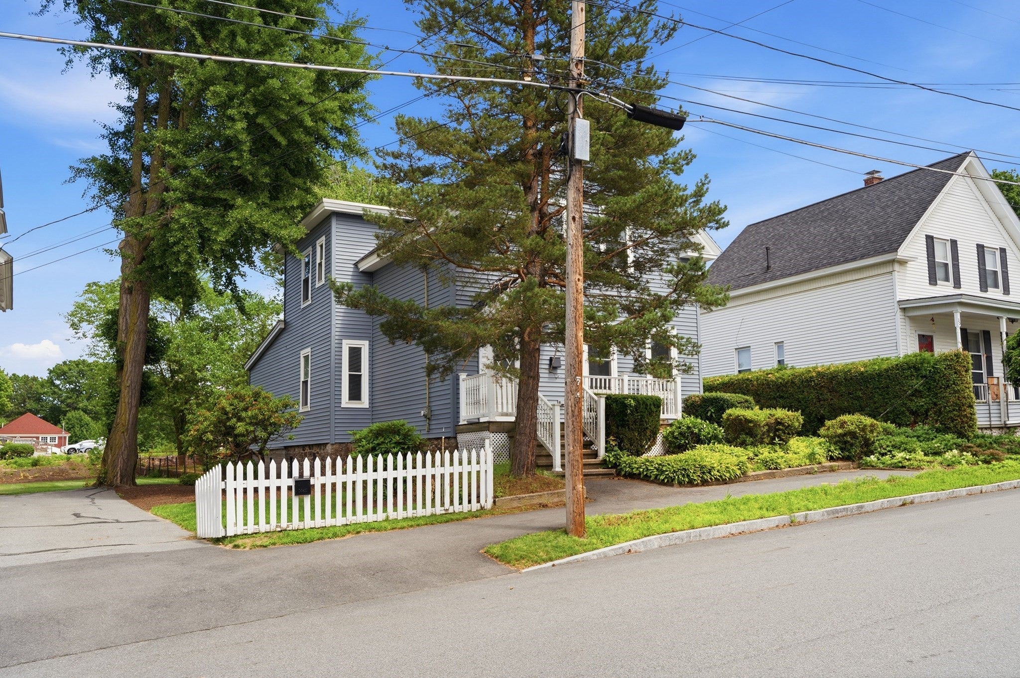24 Marblehead St, North Andover MA 01845