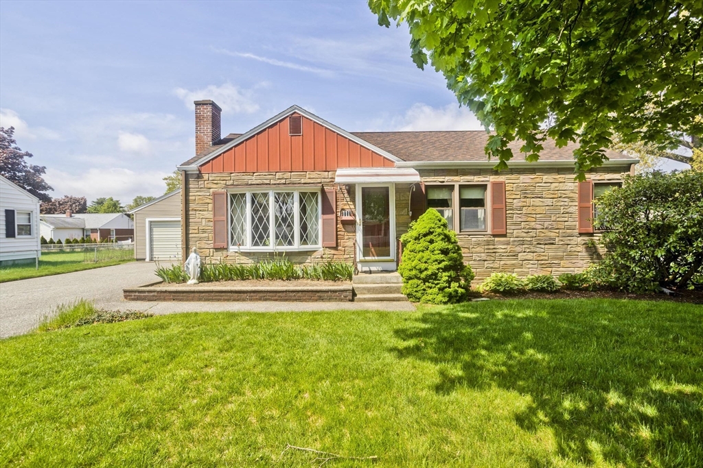 111 Woodcrest Circle, Chicopee, MA Photo #1