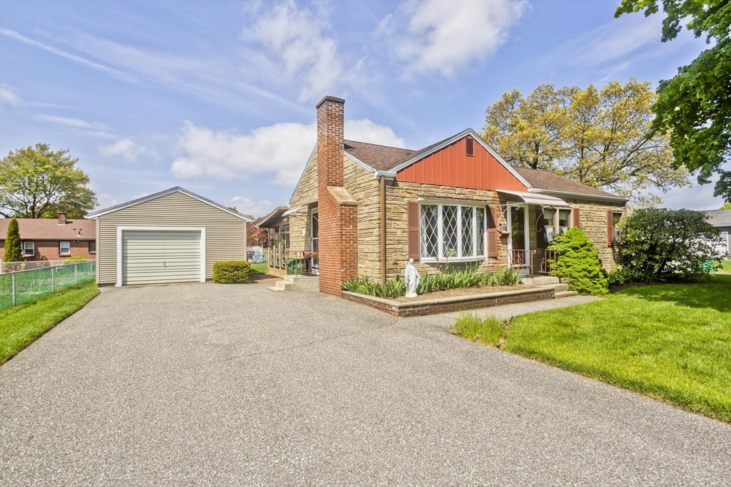 111 Woodcrest Circle