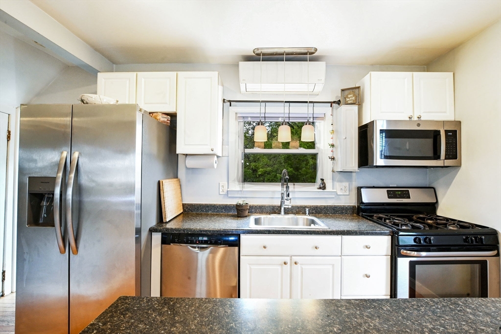 136 Field St, New Bedford, MA Photo #8