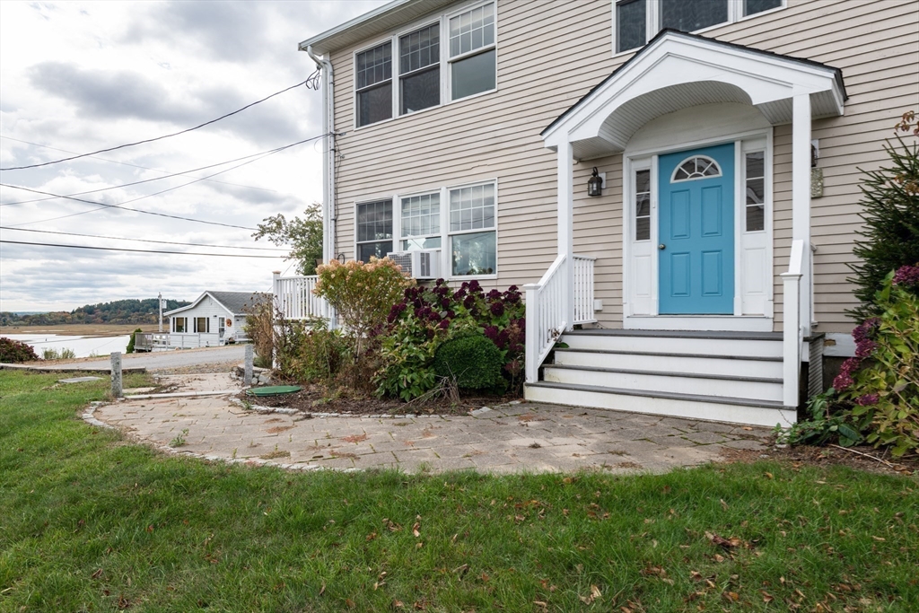 9 Bunker Hill Road