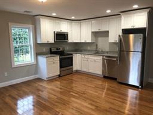 Photo of 1149 Pleasant Street, Bridgewater, MA