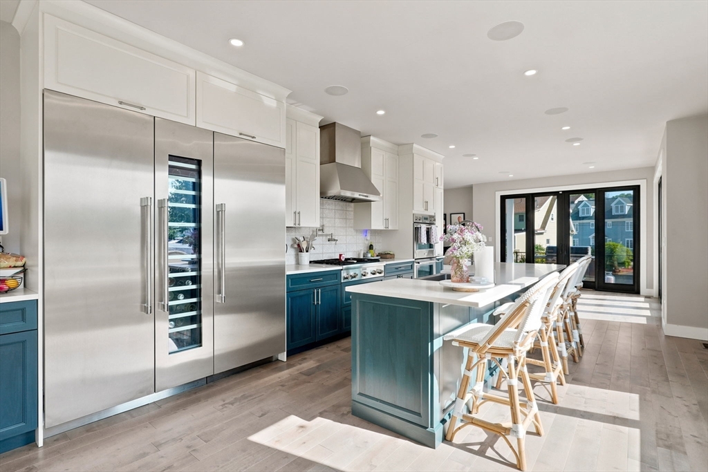 38 Nahant Ave