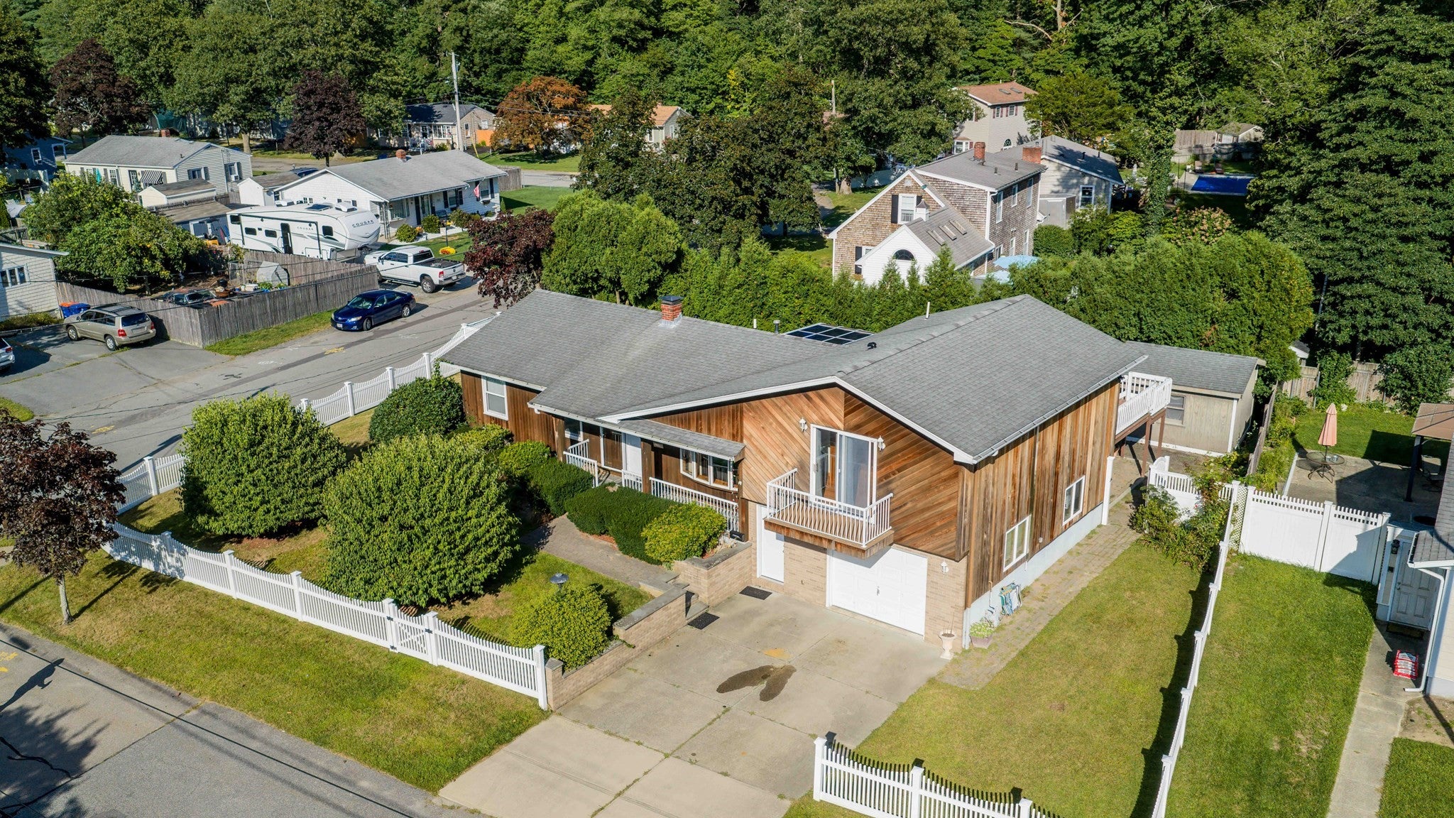 861 Pine Hill Dr