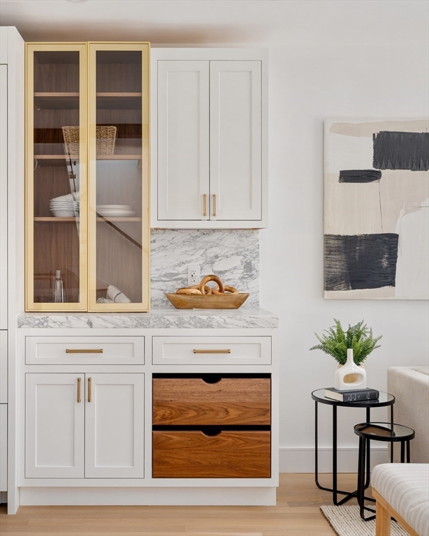 Brookline, Massachusetts 02445, United States, 3 Bedrooms Bedrooms, ,4 BathroomsBathrooms,Residential,Active,153016