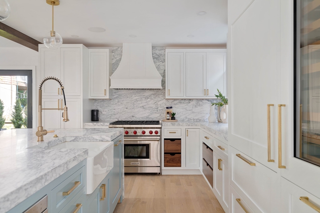 Brookline, Massachusetts 02445, United States, 3 Bedrooms Bedrooms, ,4 BathroomsBathrooms,Residential,Active,153016