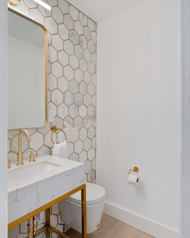 Brookline, Massachusetts 02445, United States, 3 Bedrooms Bedrooms, ,4 BathroomsBathrooms,Residential,Active,153016