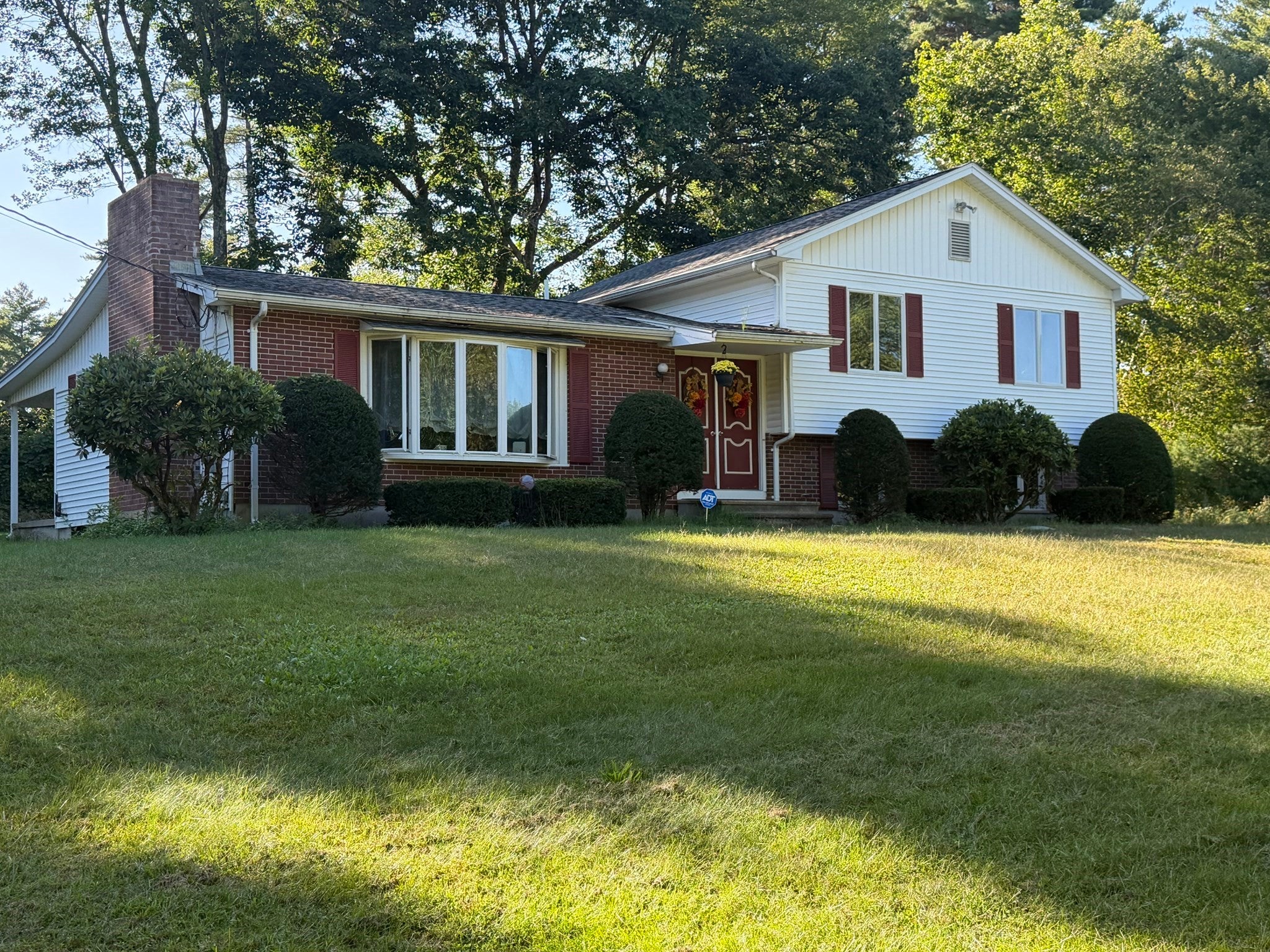 Photo of 1 Webster Rd, Ware, MA