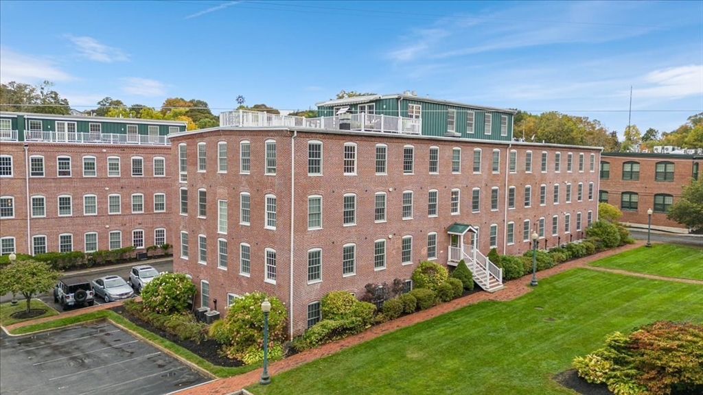 25 Cedar St. 4
