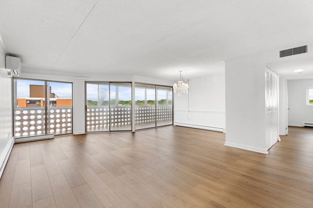 53 Melrose Street 7F